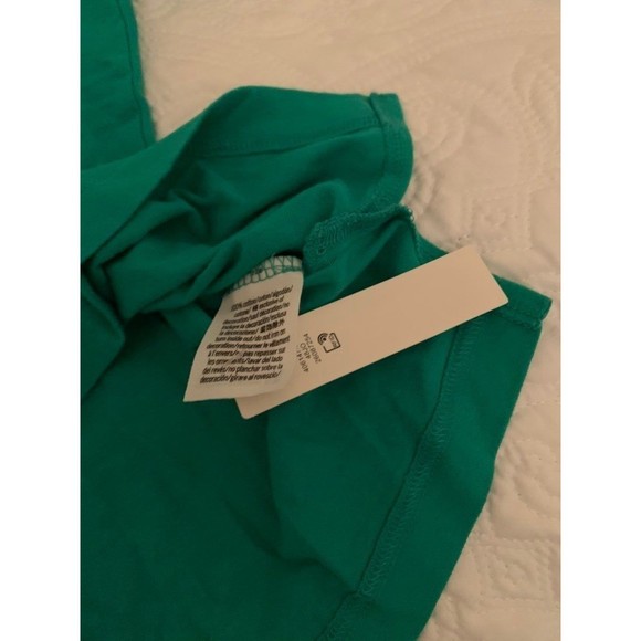 VS PINK St. Patricks Day Crop Tee-NWT - Picture 3 of 4